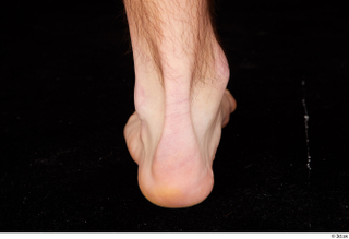 Tomas Salek foot nude 0002.jpg